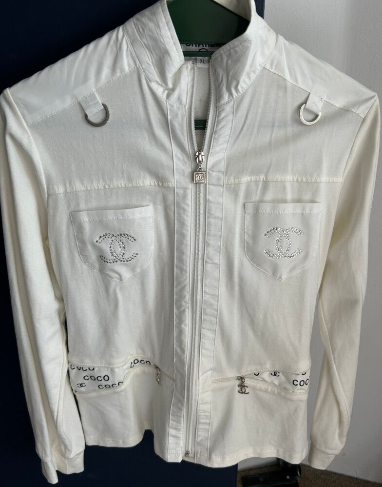 CHANEL White Zip-Up Jacket