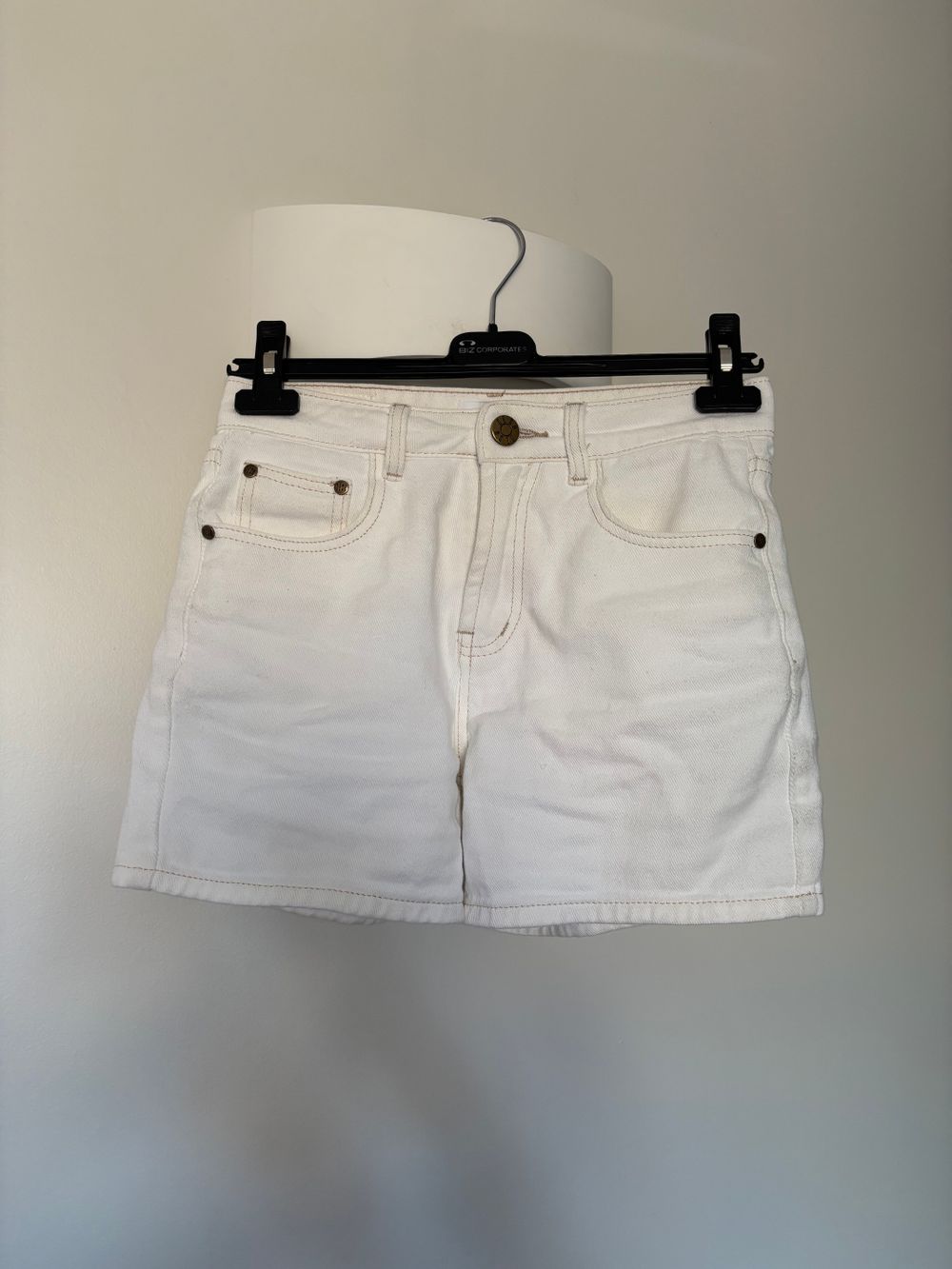 Desu White Denim Shorts