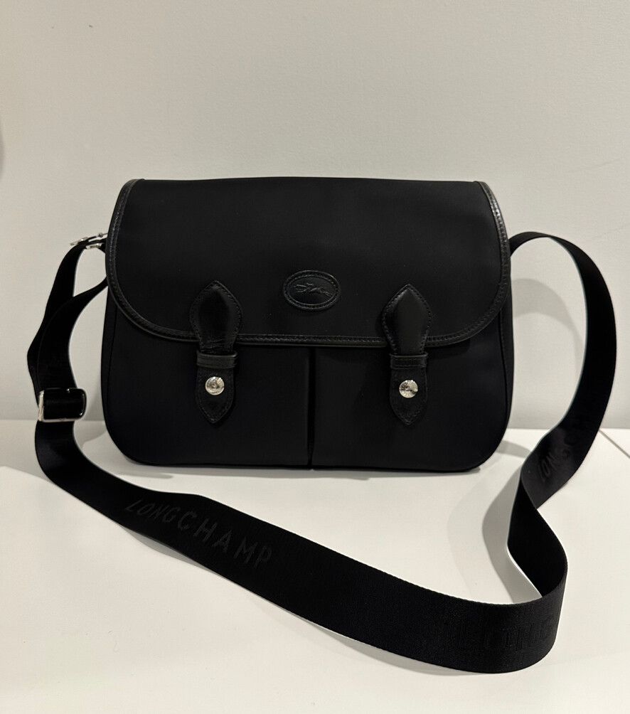 Satchel Style Crossbody - Ideal For Travel