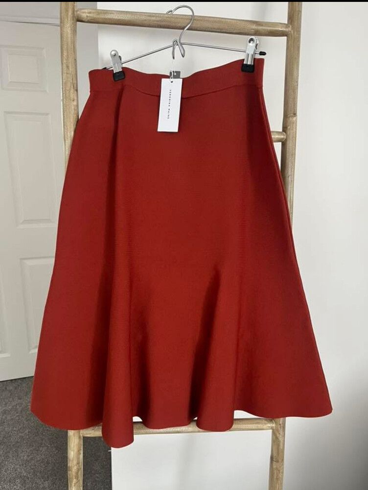New Veronica Maine Skirt Size Medium