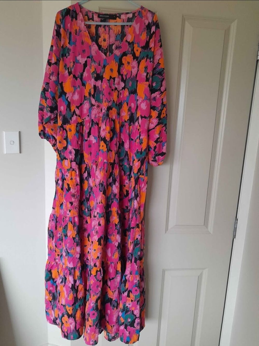 Decjuba Multicolour Floral Tiered Maxi Dress