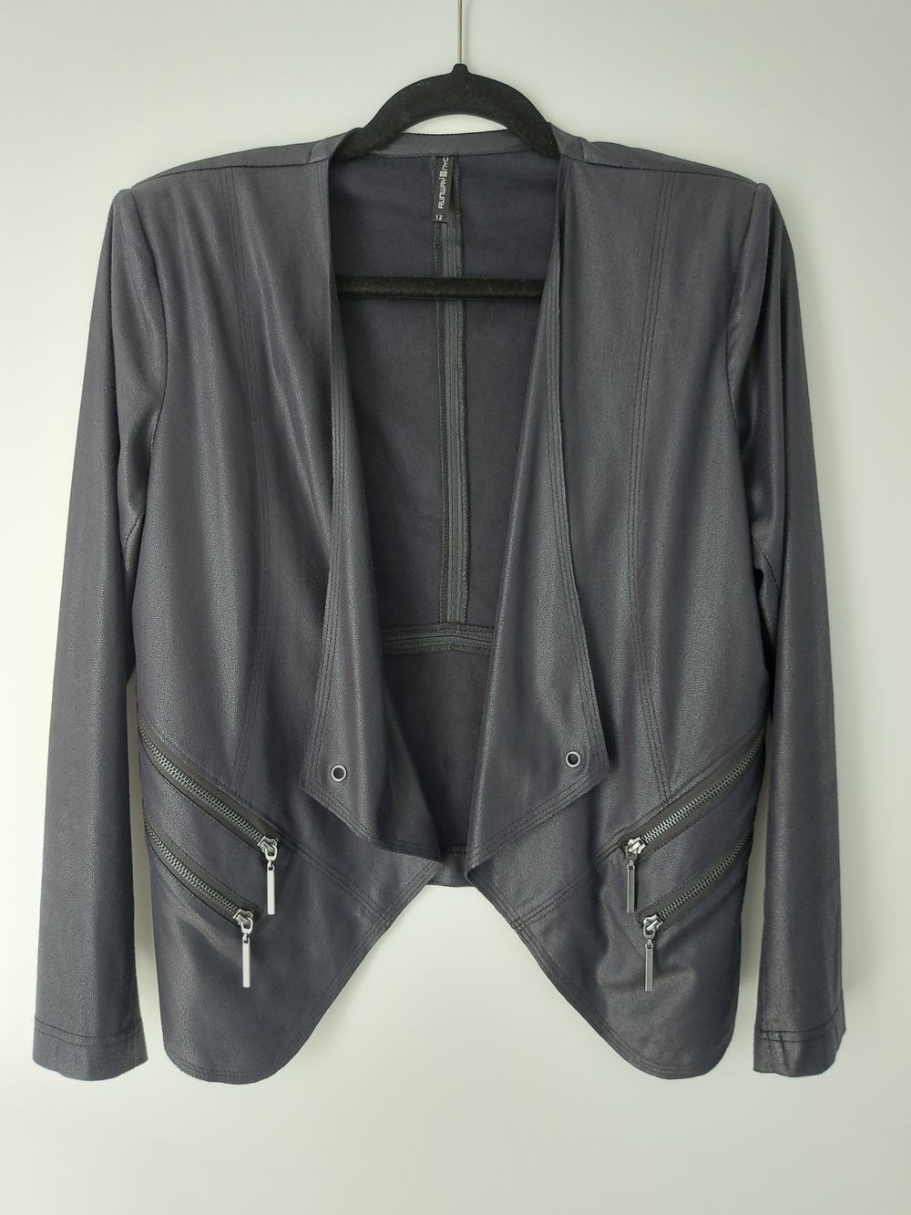 RUNWAY NYC | BLACK MOTO STYLE JACKET | FAUX LEATHER LOOK | WATERFALL FRONT | S 12