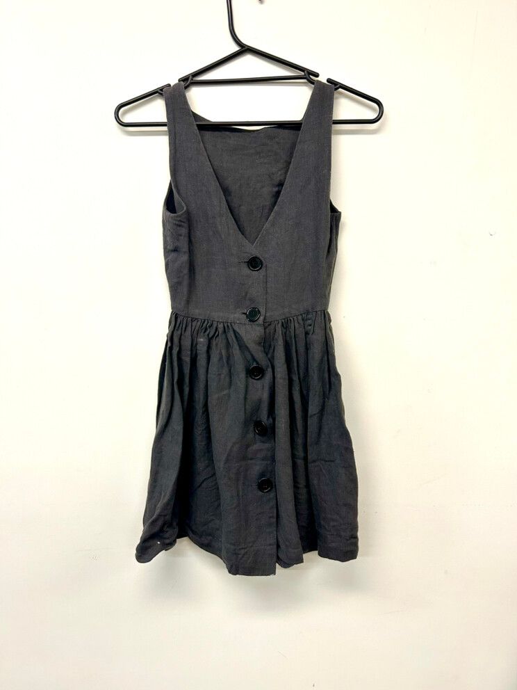 American Apparel - Grey Linen Skater Mini Dress on Designer Wardrobe