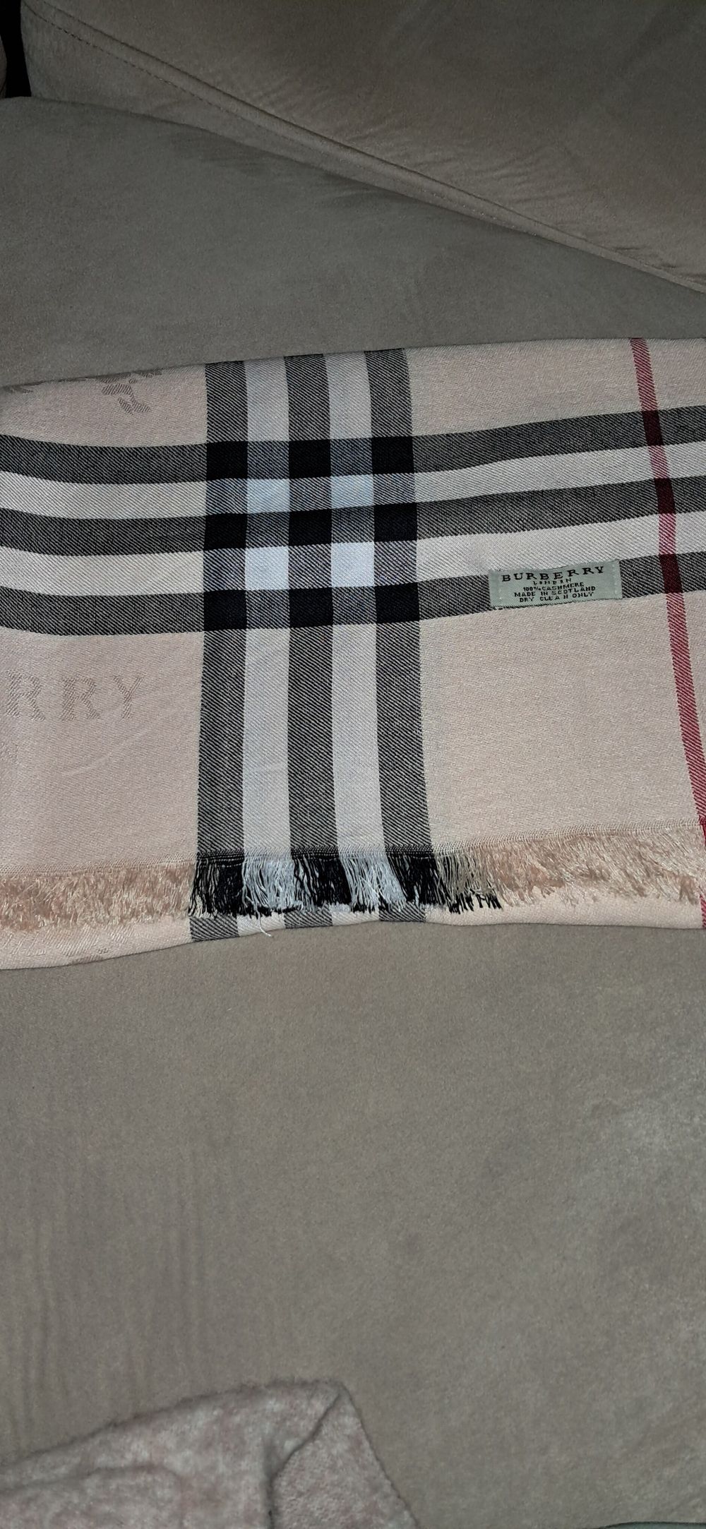 BURBERRY Beige Cashmere Scarf