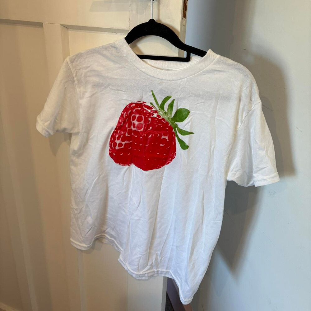 in print we trust strawberry tshirt