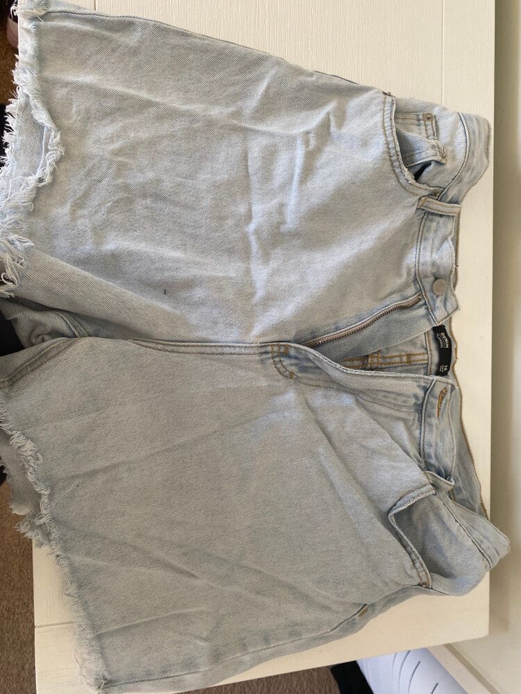 Frayed Hem Denim Shorts