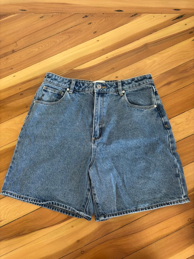 A brand Carrie Shorts