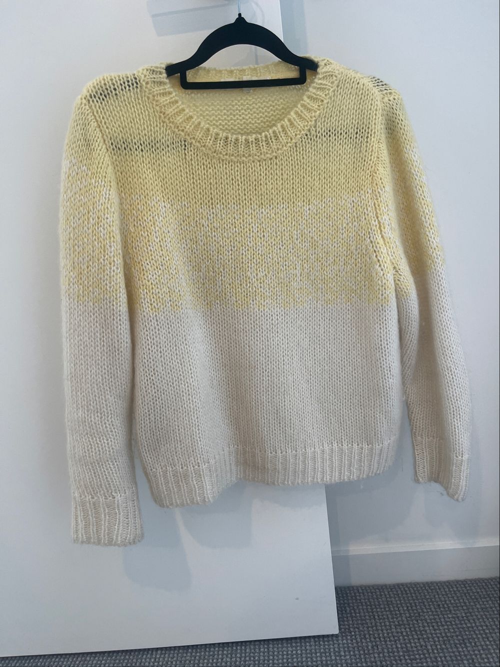 MAX Yellow White Knit Jumper Size S
