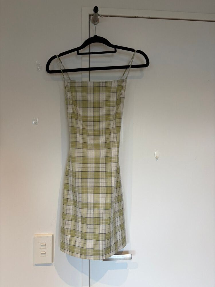 Princess Polly - Green Plaid Dress on Designer Wardrobe Princess Polly - Green Plaid Dress on Designer Wardrobe