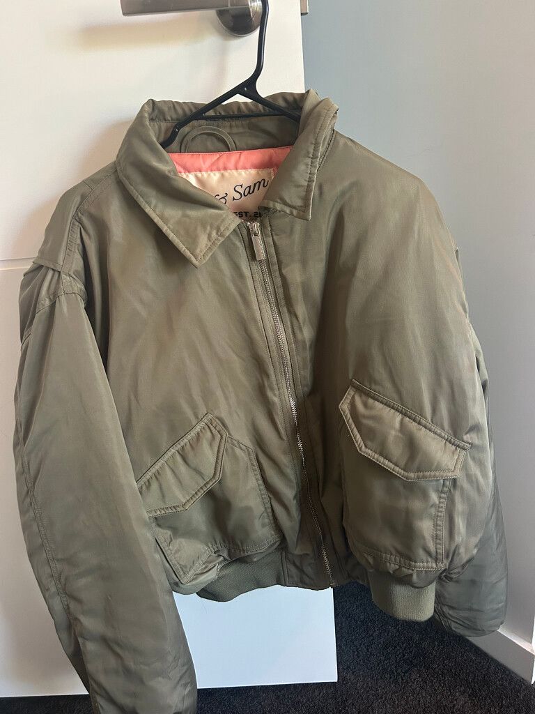 Scarlet and Sam Bomber