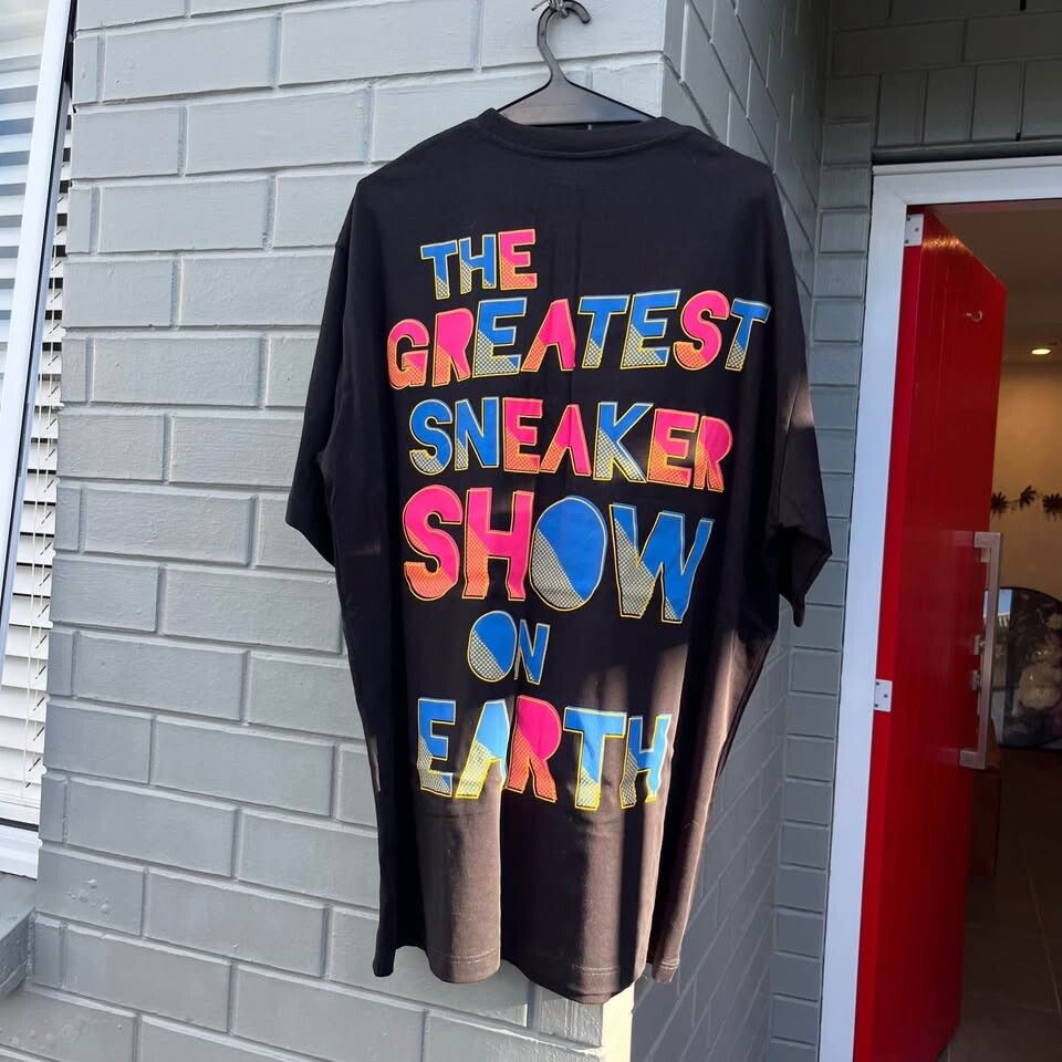 Sneakercon T-Shirt - XL