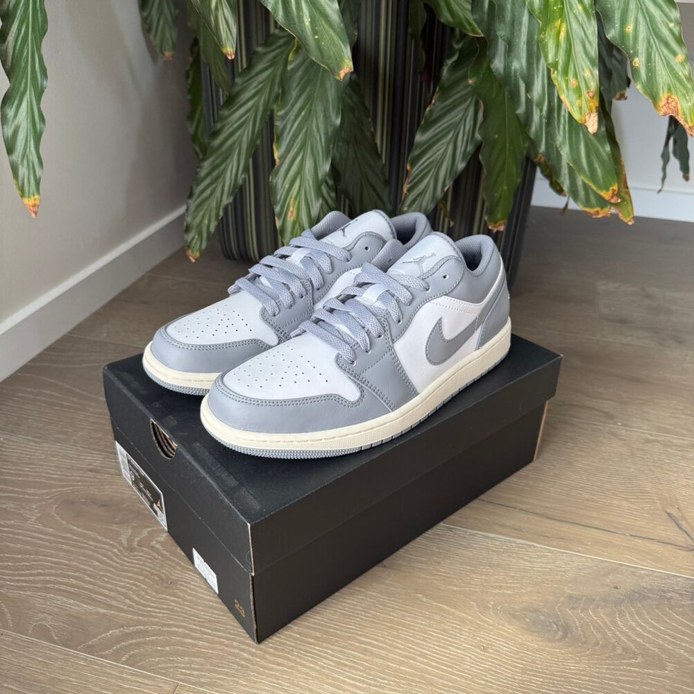 Jordan 1 Low “Vintage Grey” - Mens US9