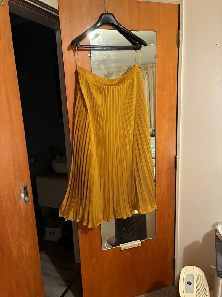 Gold Pleated Satin Maxi/midi Skirt Brand New Size 14