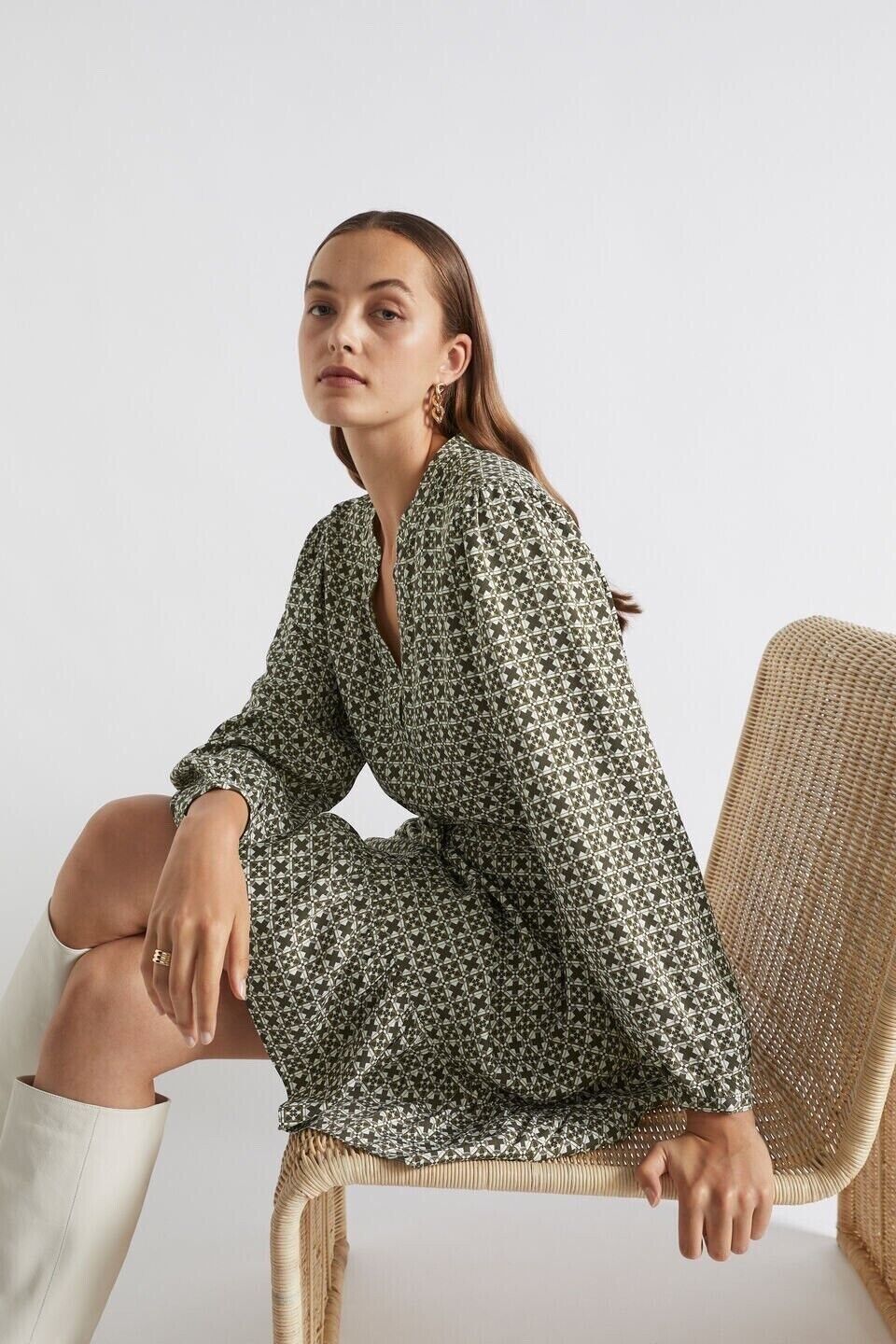 Seed Mini Geo Tie Waist Belt Dress Au Geometric Pattern V Neck 8 S / M $150 Fern
