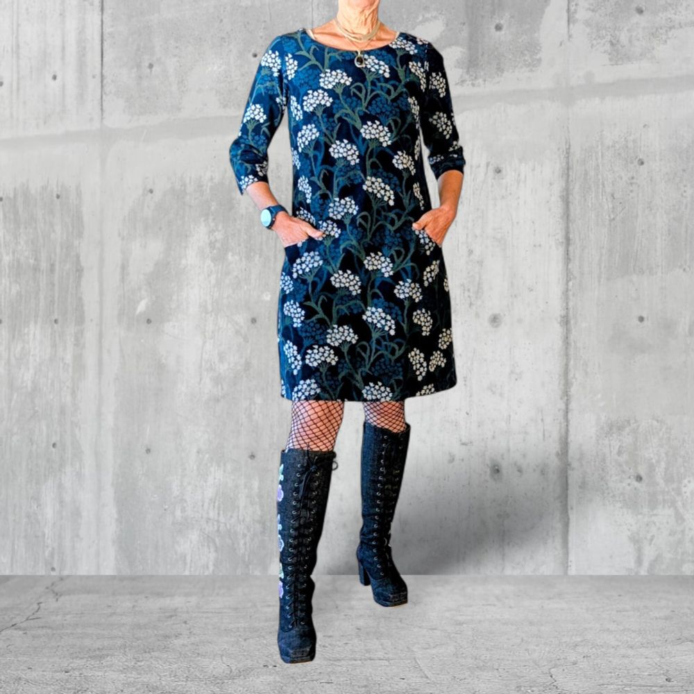 Jamie cotton corduroy dress in Yarrow