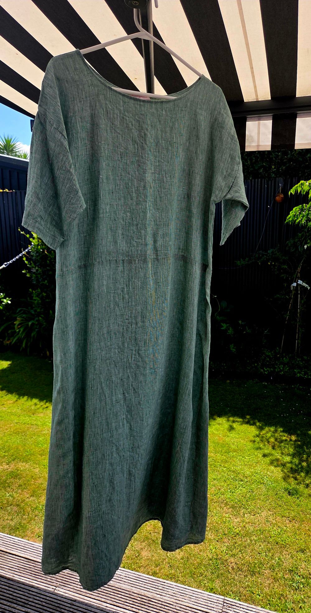 green linen dress nz Widdess global-sleeve_length-Sleeveless