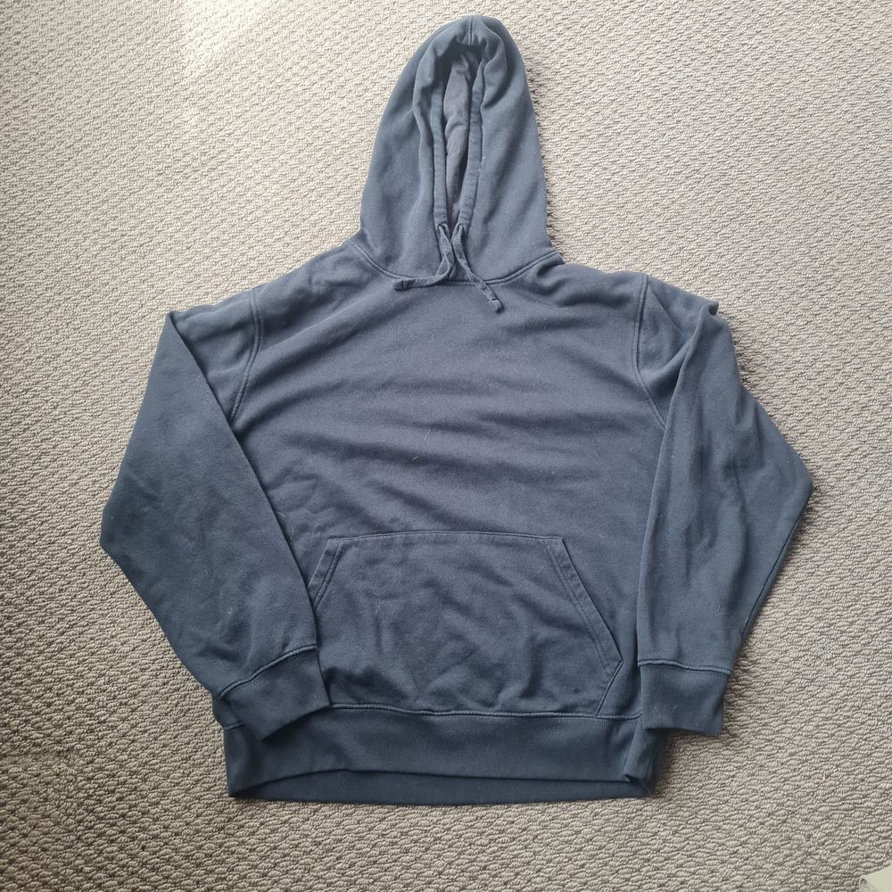 Black hoodie - H&H - Large