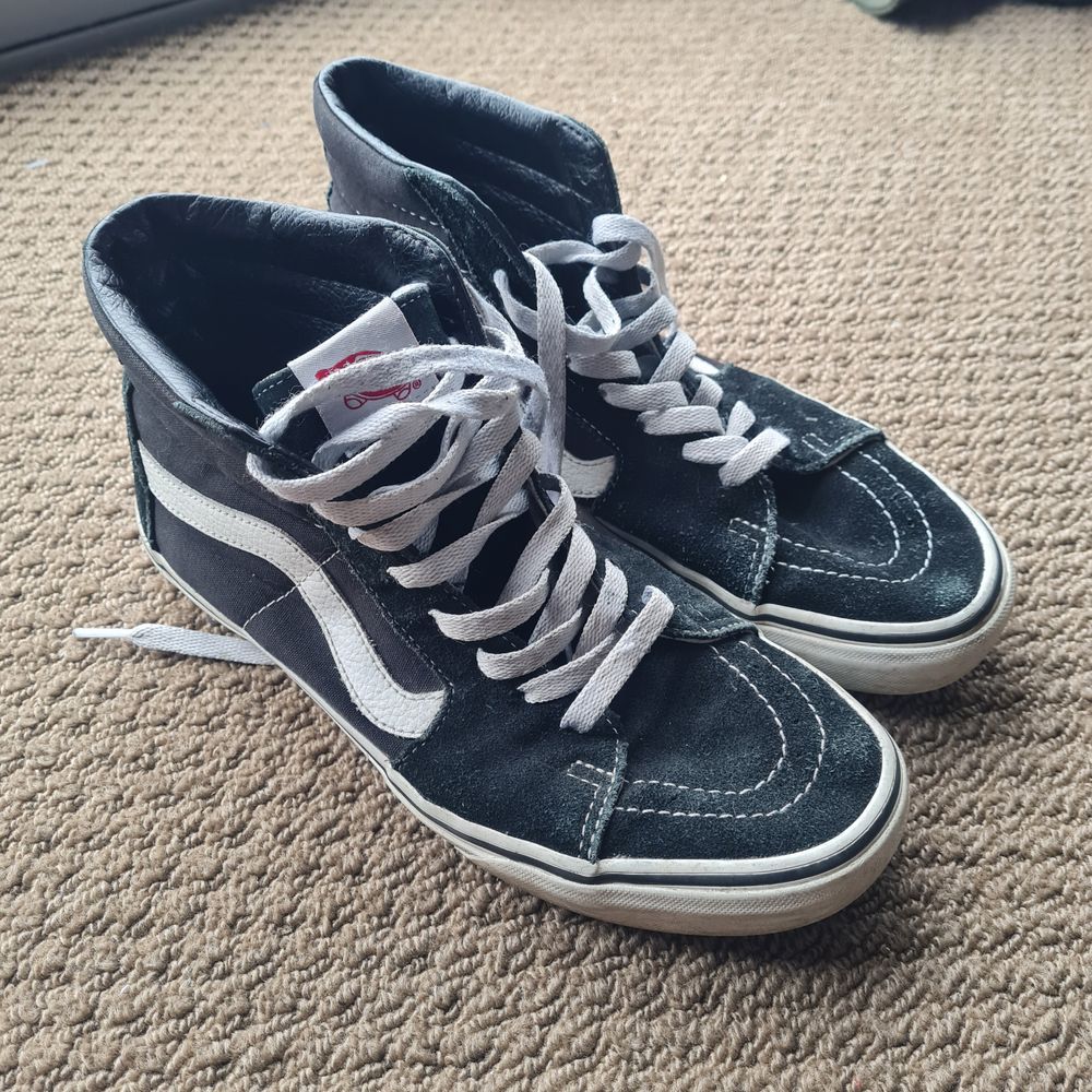 high top vans - size 8 US