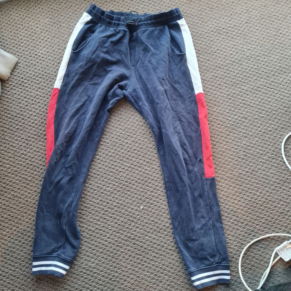 Tommy hilfiger sweatpants - large