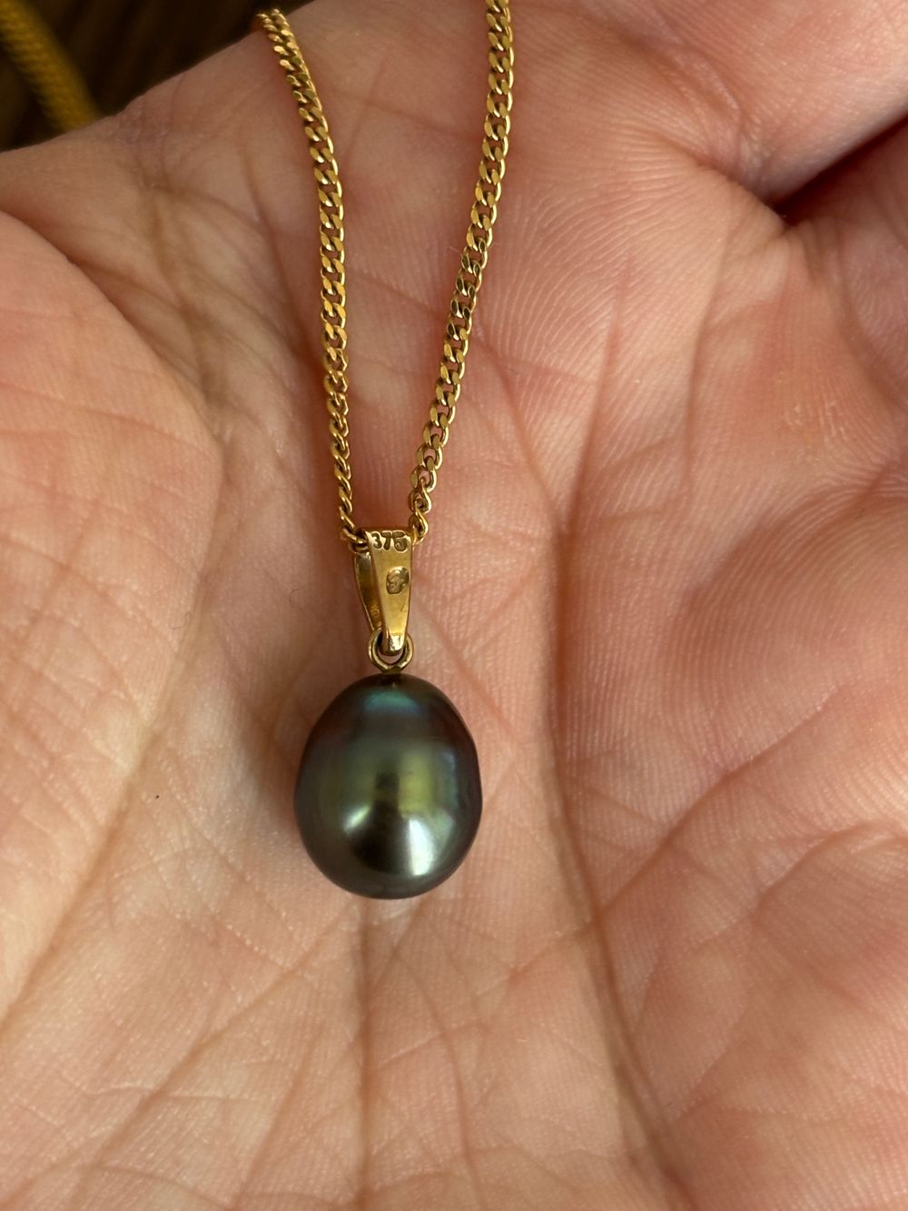 Cook Island Manihiki Pearl Pendant Gold Necklace