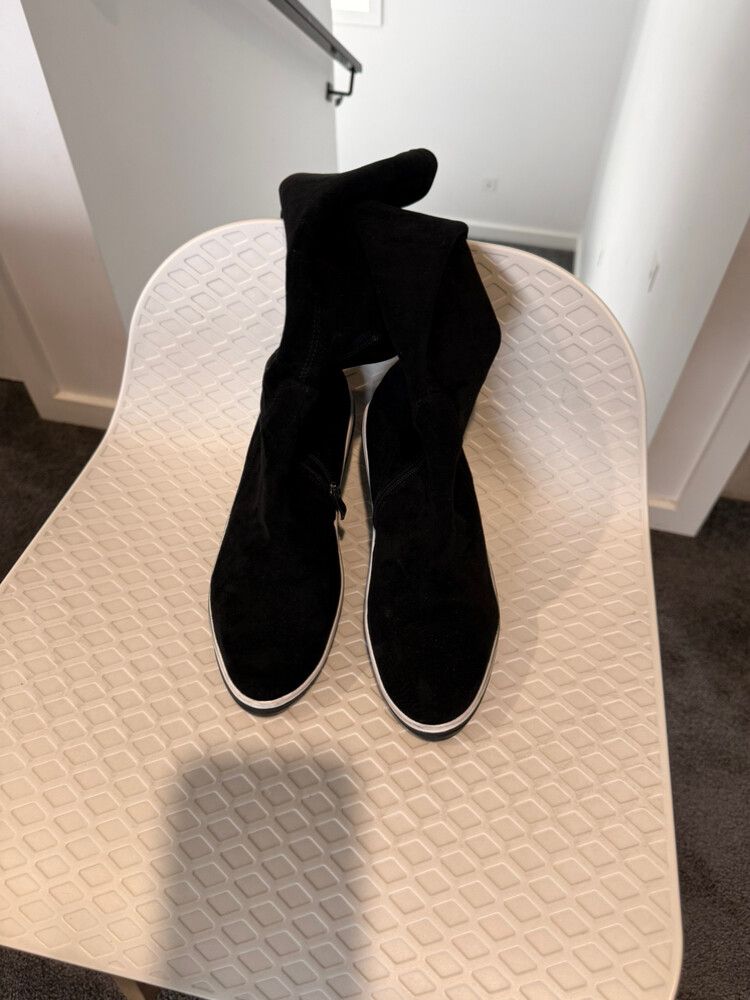 Suede Black Boots