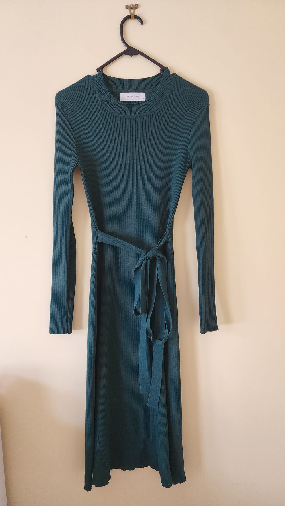 Whyte Valentyne - Green midi dress on Designer Wardrobe