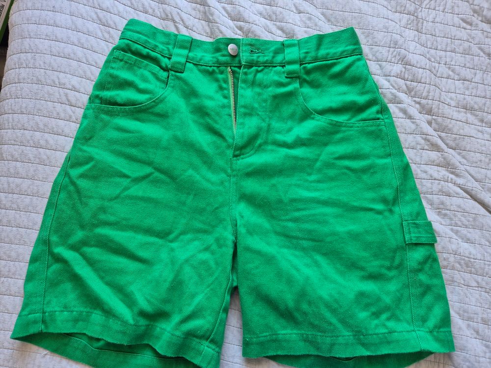AFENDS Emilie Hemp Workwear Carpenter Shorts Green – Size 26 (AU 8 / NZ 8)