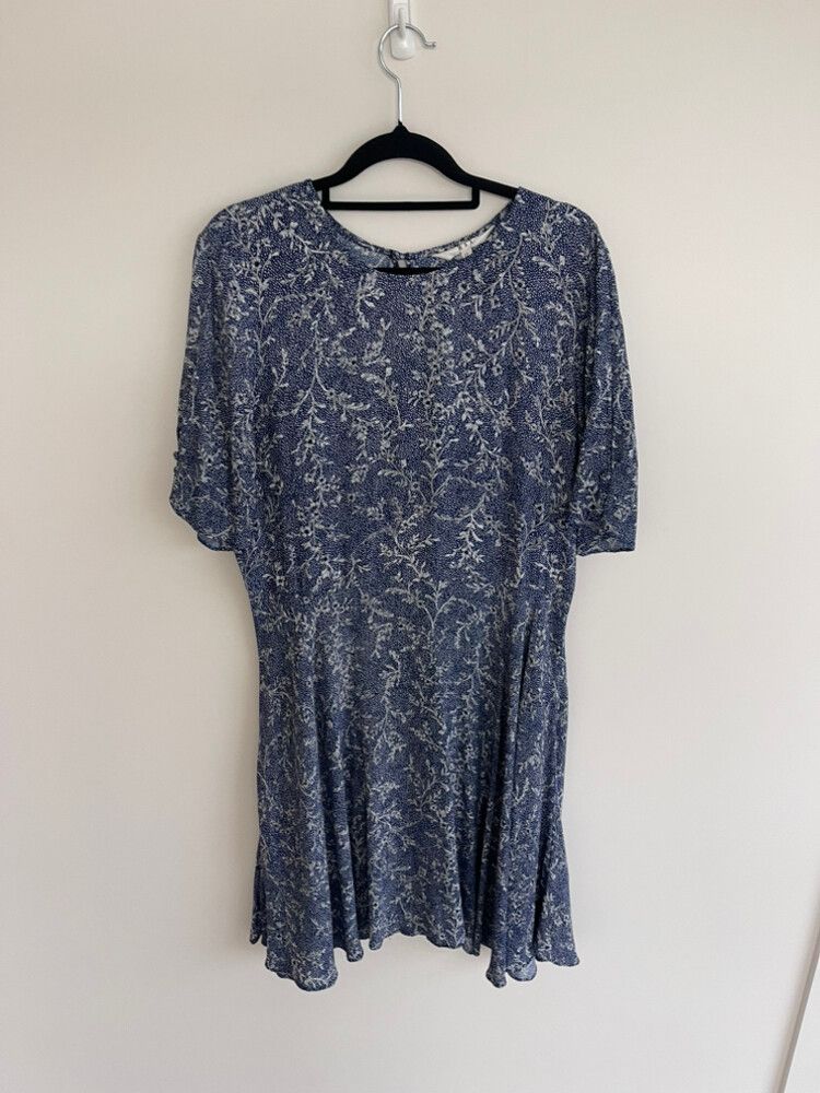 Max Dress