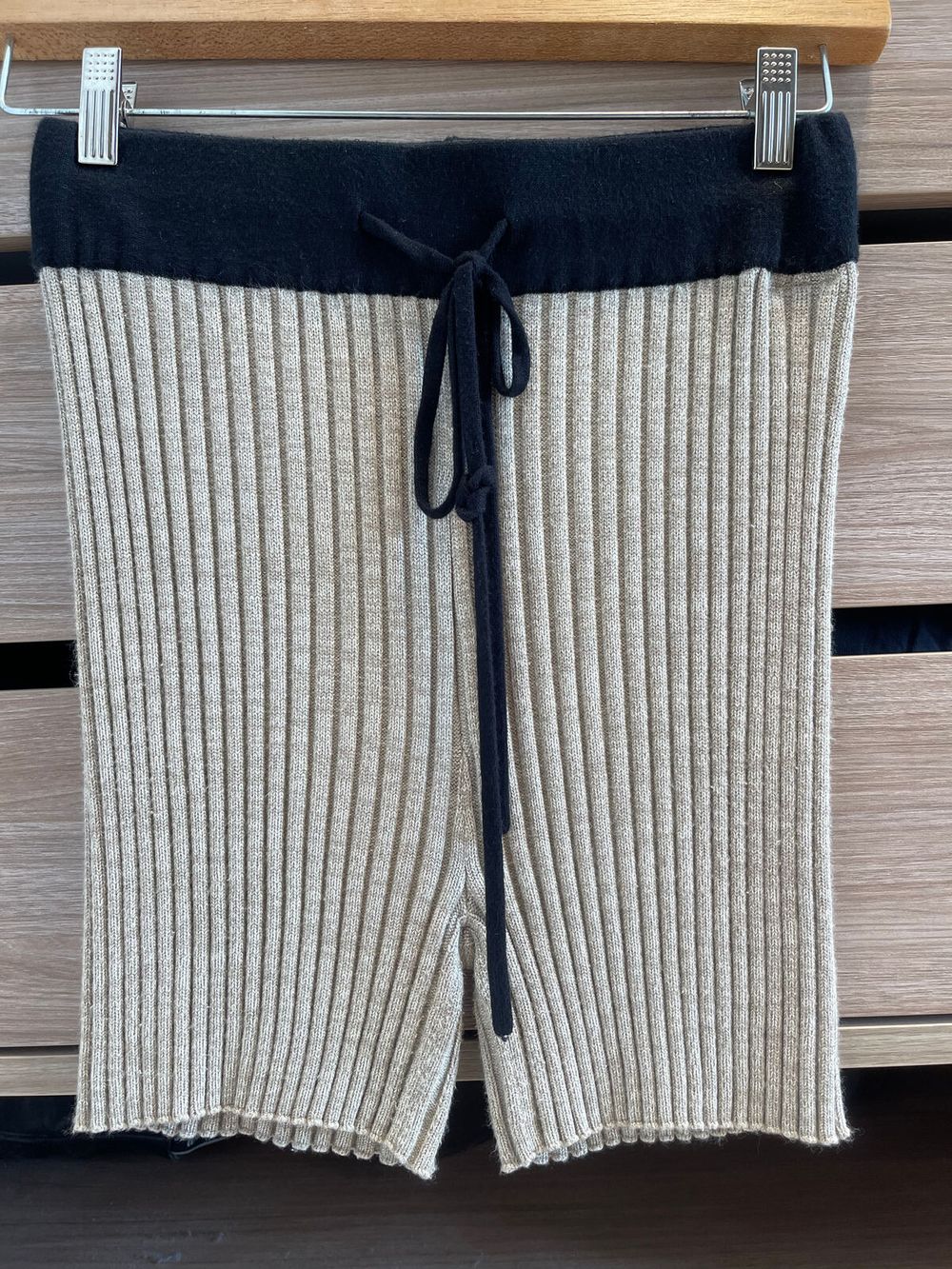 Rib knit shorts
