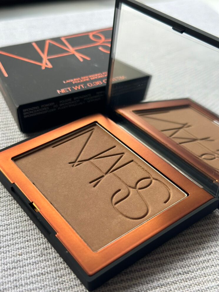 Laguna Bronzing Powder