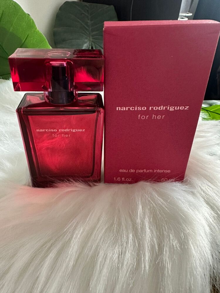NARCISO RODRIGUEZ FOR HER INTENSE EDP 50ml