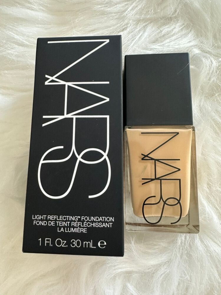 Nars Light Reflecting Foundation Fiji