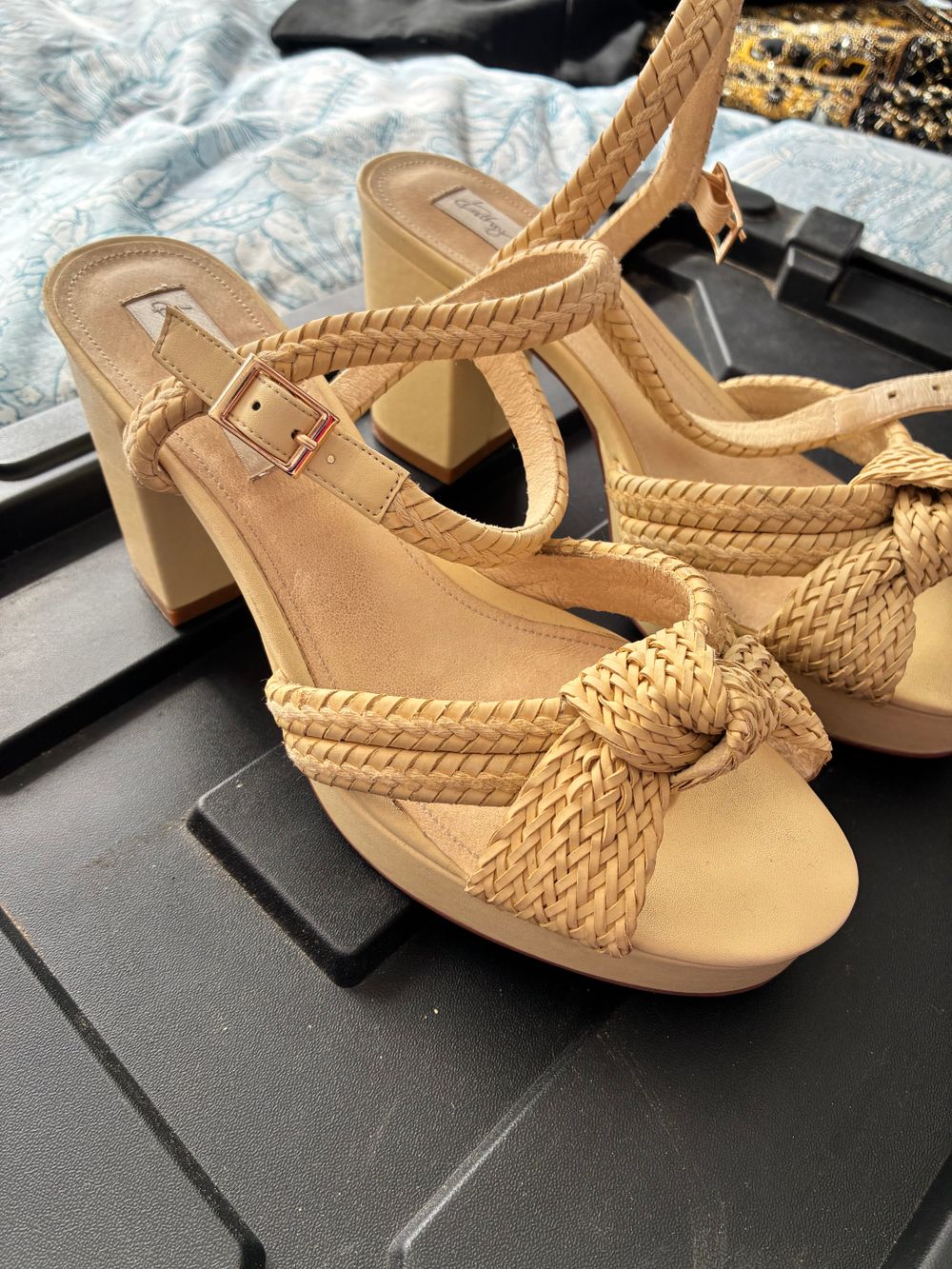 Kathryn Wilson  Beige Heels Size 39