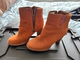 Timberland Leather Heel Boot Size US 8