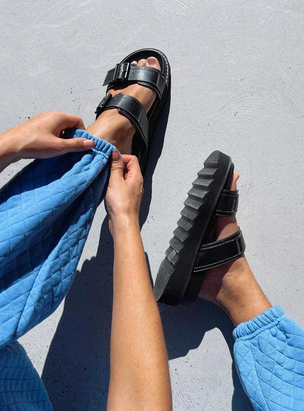 Ma Belle Slides - Black + Contrast Stitch