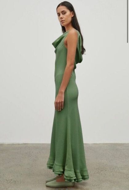 green dress challenge Maggie Marilyn - Maggie Marilyn Floral appliqué