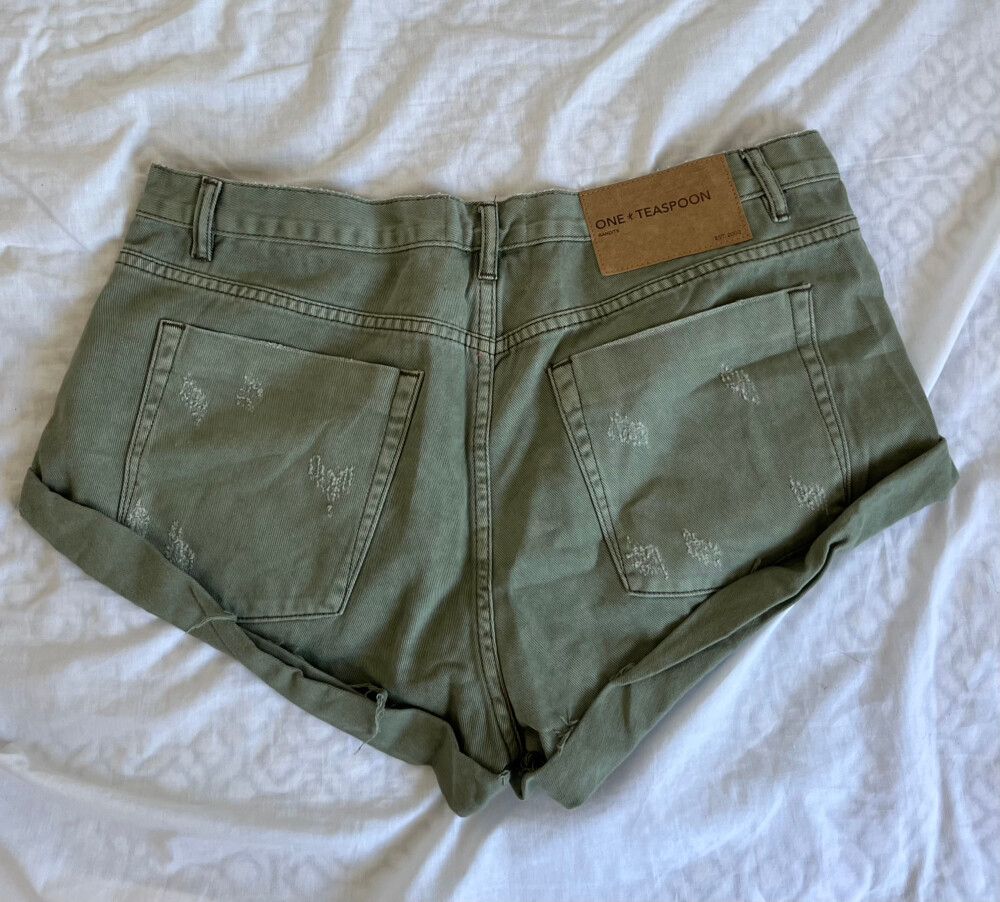 One Teaspoon Super Khaki Bandit Shorts