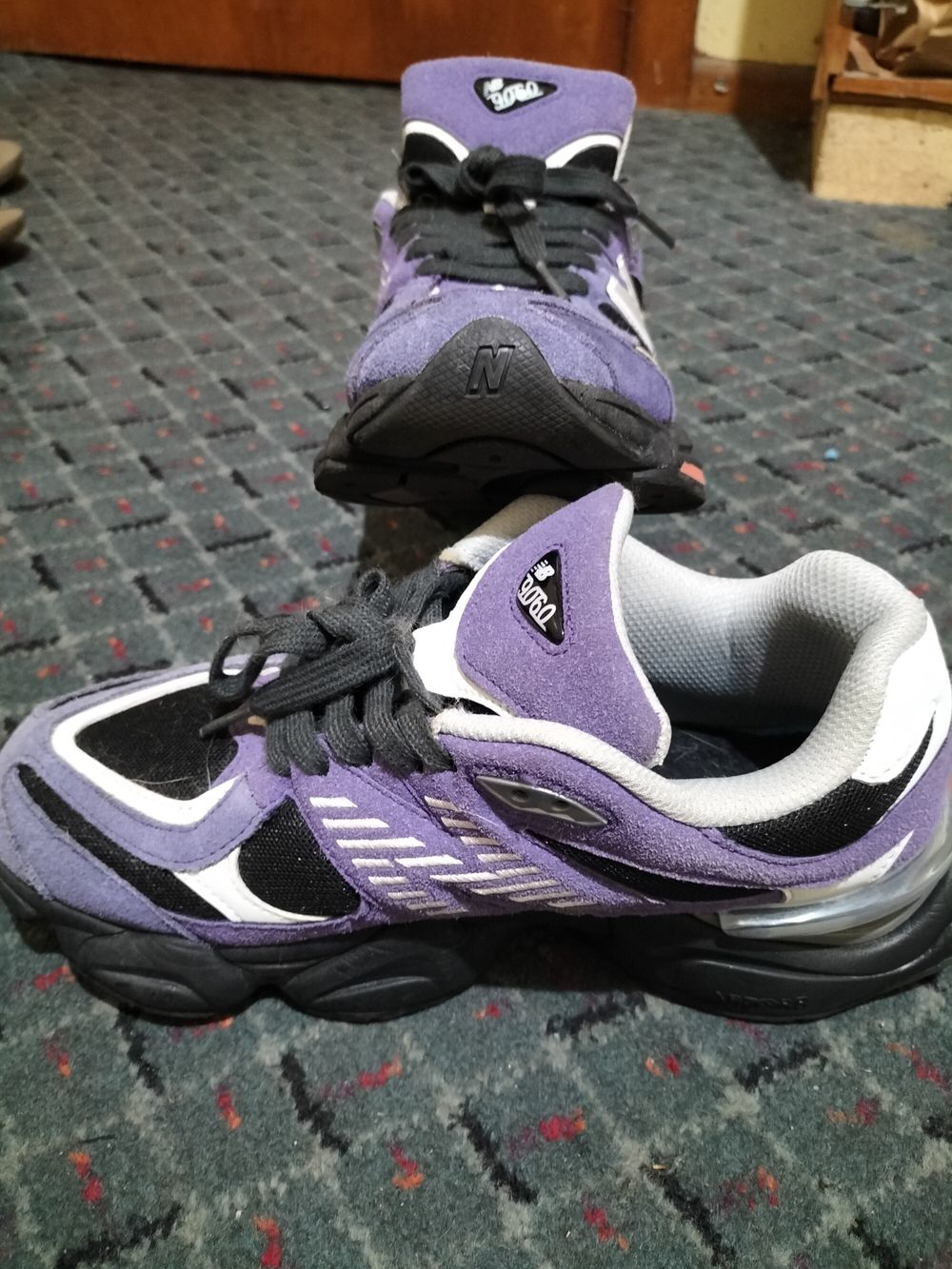 9060 New Balance Sneakers