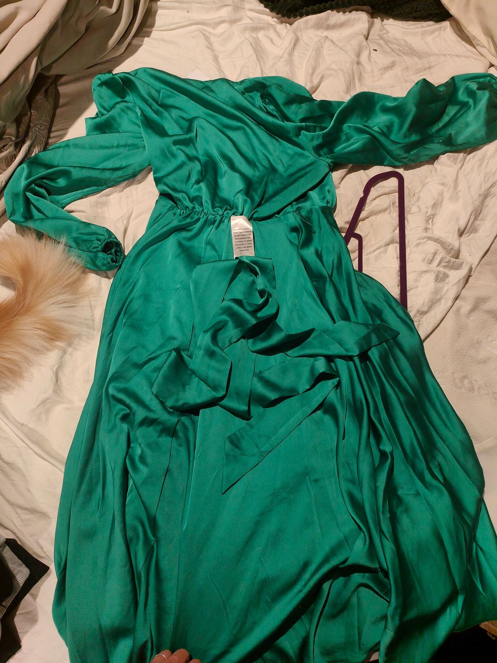 Forever New - Forever New Green Long Sleeve Dress on Designer Wardrobe