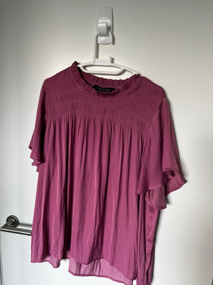 Decjuba Pink Top
