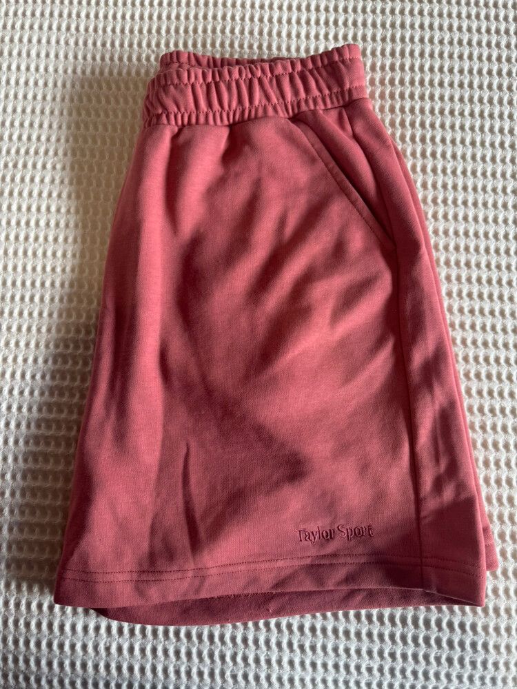 Heritage Lounge Short in Chilli