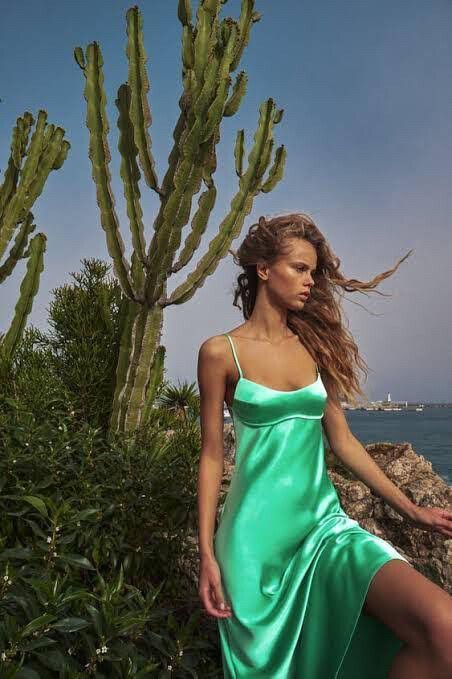 Zara - Zara Viral Green dress on Designer Wardrobe
