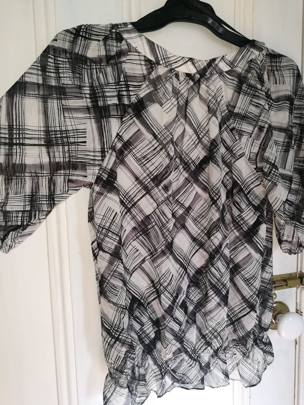 Jacqui-E 100% Silk Blouse Black Grey White Abstract Plaid Cowl Neck Sheer Luxury