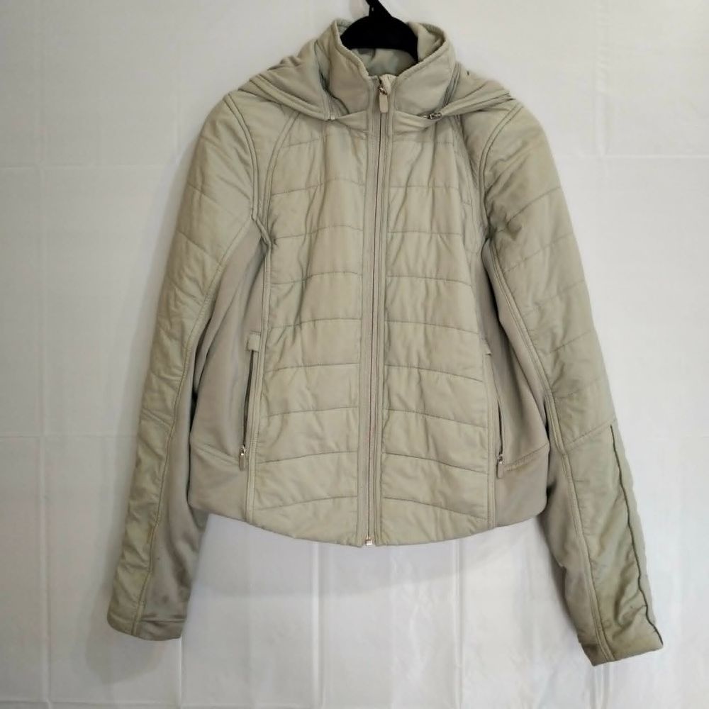 Lululemon Sage Green Puffer Jacket Hooded Padded Bomber Sports Coat Warm Insulated Top 8 Make me a reasonable offer