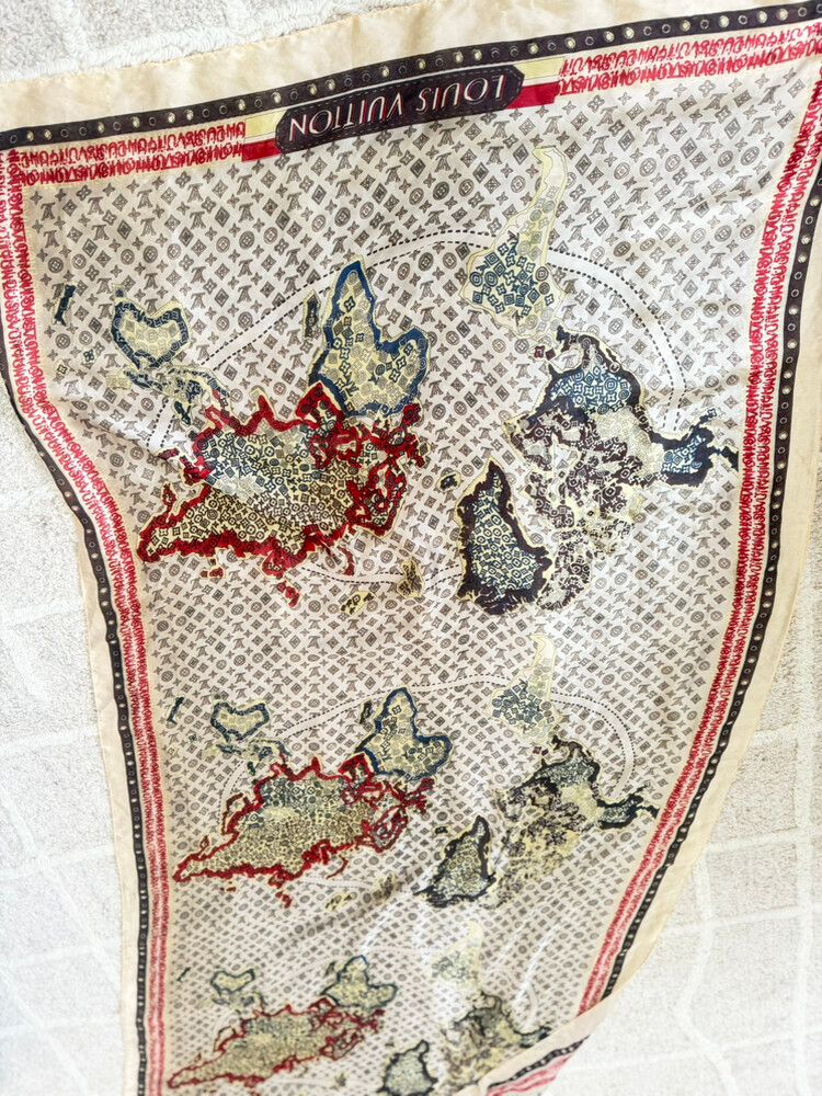 vintage Louis Vuitton Beige Red Scarf authentic