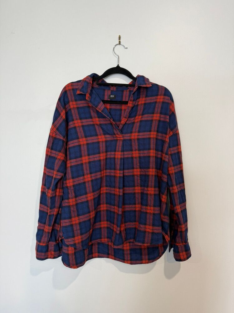 Uniqlo Blue and Red Plaid Shirt Size M