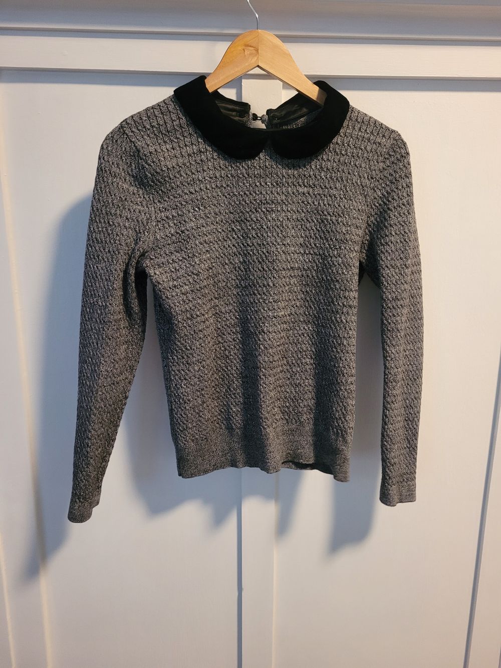 Review Black Collar Knit Top
