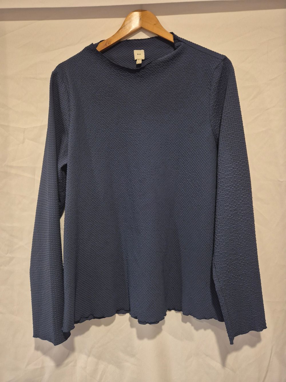 ELK the Label Textured Long Sleeve Top – Navy – Size 16