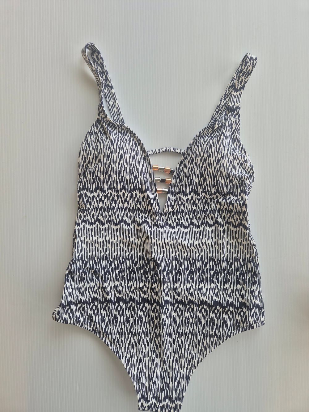 Heidi Klum Swim Designer One-Piece Swimsuit – NZ 12 / M