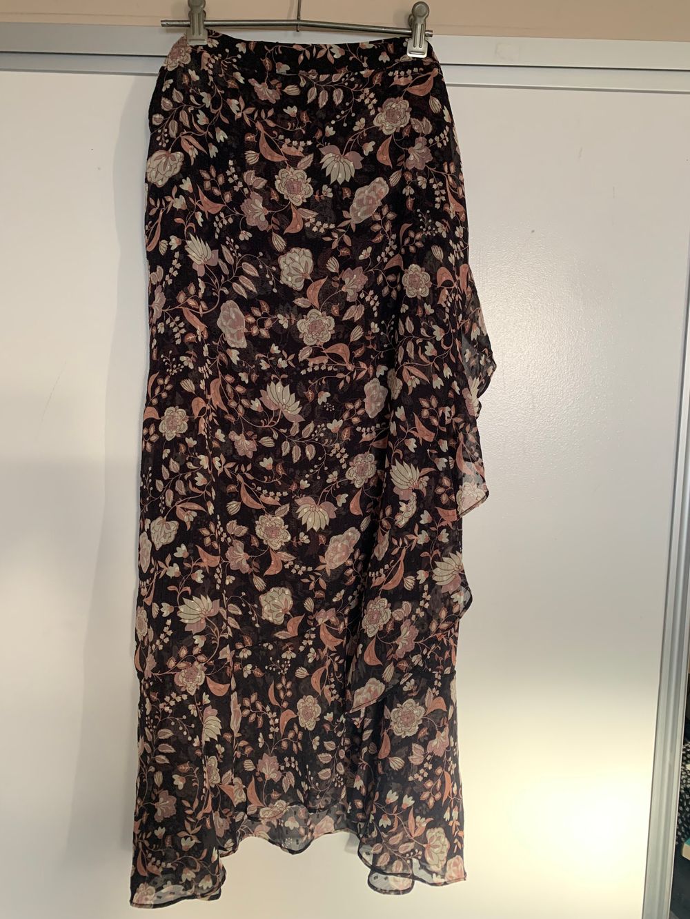 Gloss - Autumn Floral Maxi Skirt